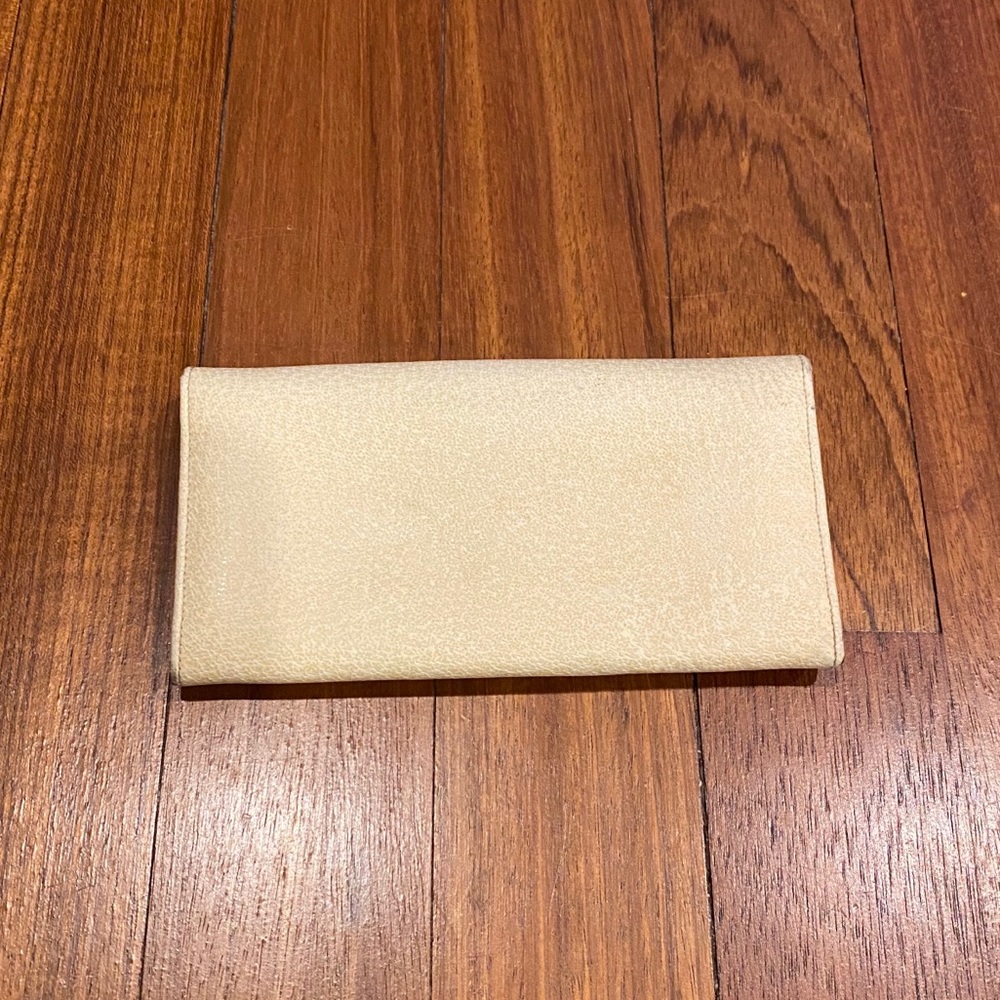 Authentic Fendi Wallet - Picture 2 of 16